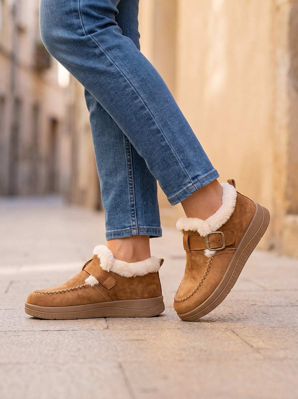 Women's Faux Fur Collar Winter Moccasin Booties