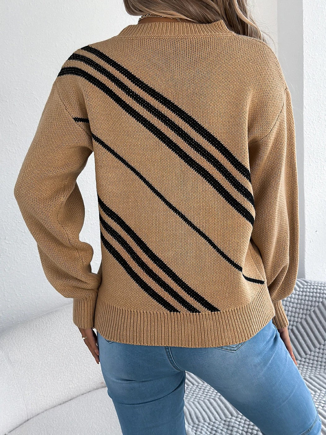 Women's Diagonal Stripe Balloon Sleeve Sweater