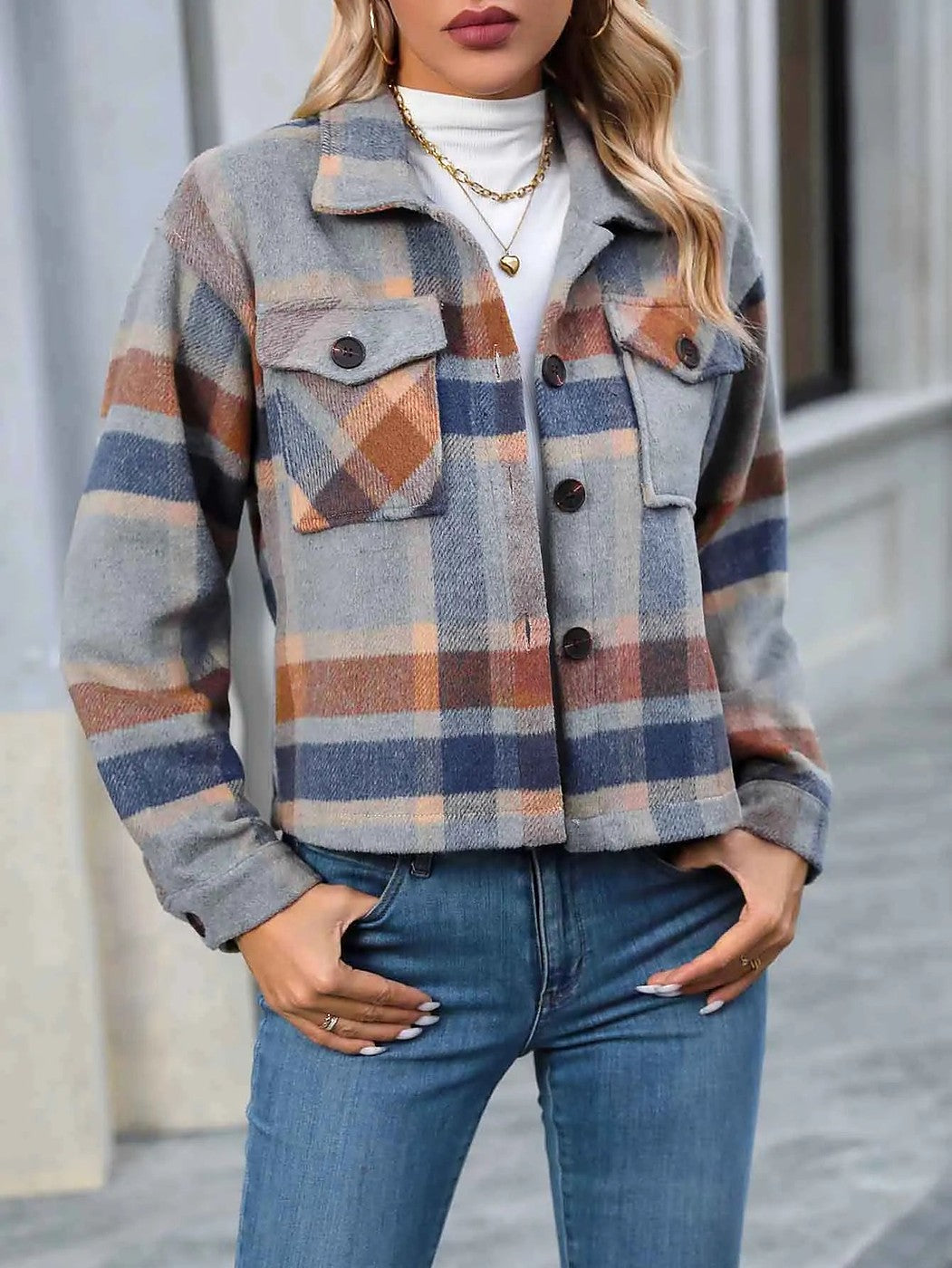 Women's Cropped Plaid Shirt Jacket Chest Pockets
