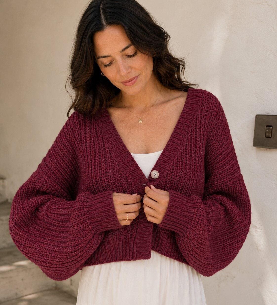 Women's Cropped Chunky Knit Cardigan