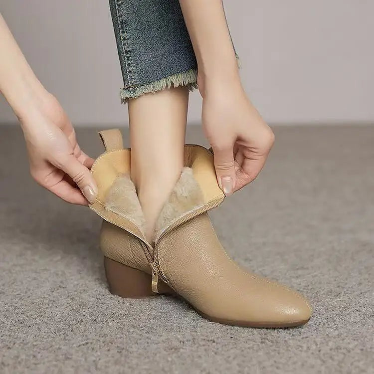 Women's Faux Fur Lined Chelsea Boots