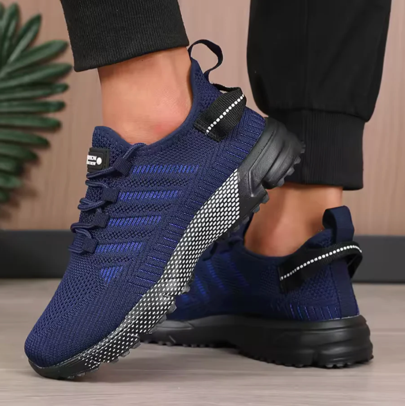 Men's Lightweight Breathable Casual Sneakers