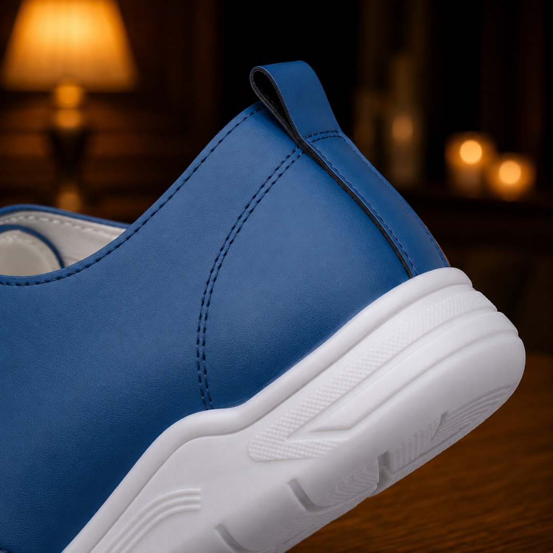 Men's Lightweight Lace-Up Casual Sneakers
