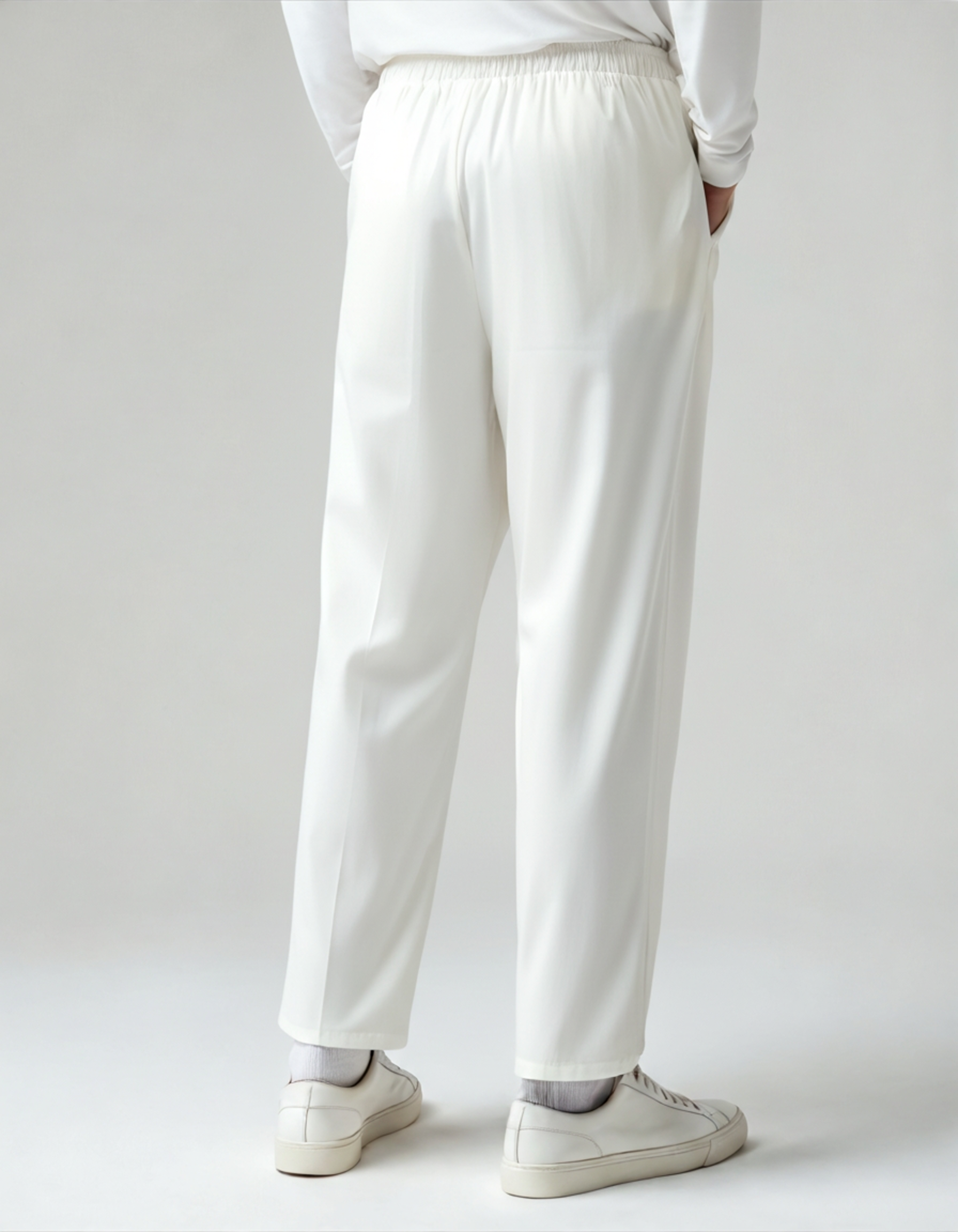 Men's Lightweight Linen Relaxed Tapered Trousers