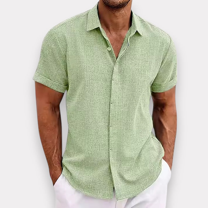 Men's Lightweight Short Sleeve Button-Down Shirt