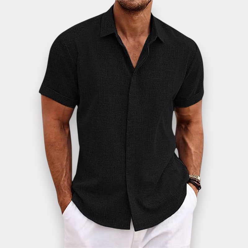 Men's Lightweight Short Sleeve Button-Down Shirt