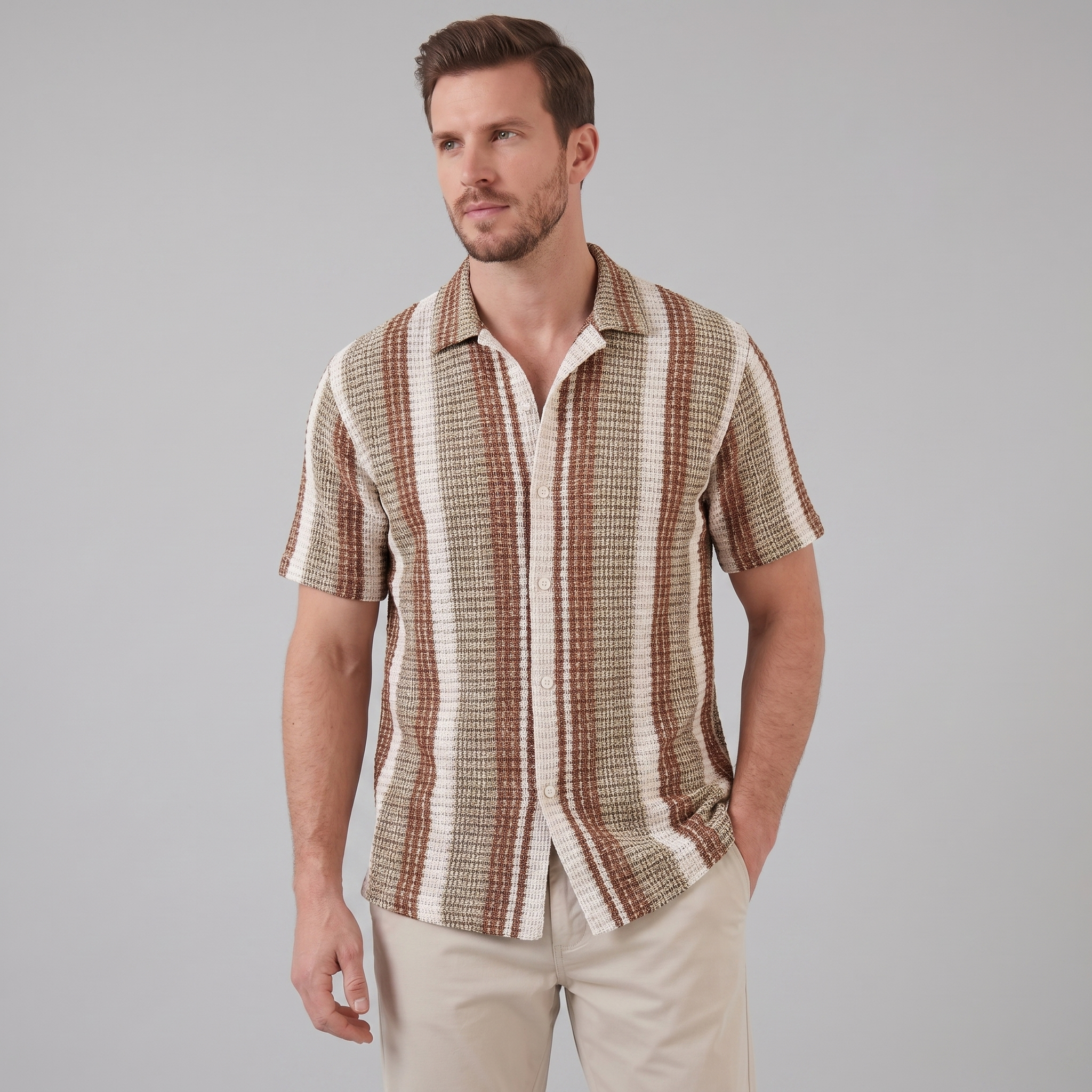 Men's Striped Short Sleeve Button-Down Shirt