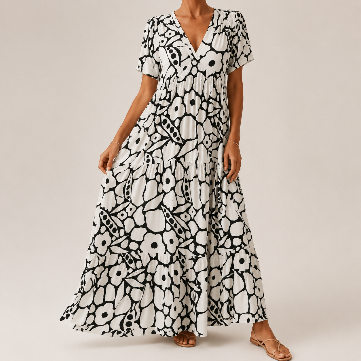 Women's Bohemian V-Neck Maxi Dress with Flowing Silhouette