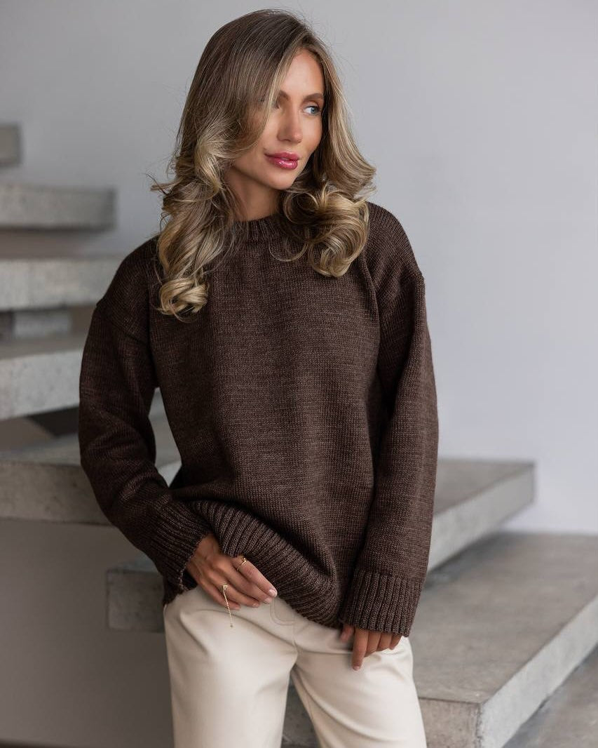 Women's Chunky Knit Loose Fit Sweater with Ribbed Cuffs