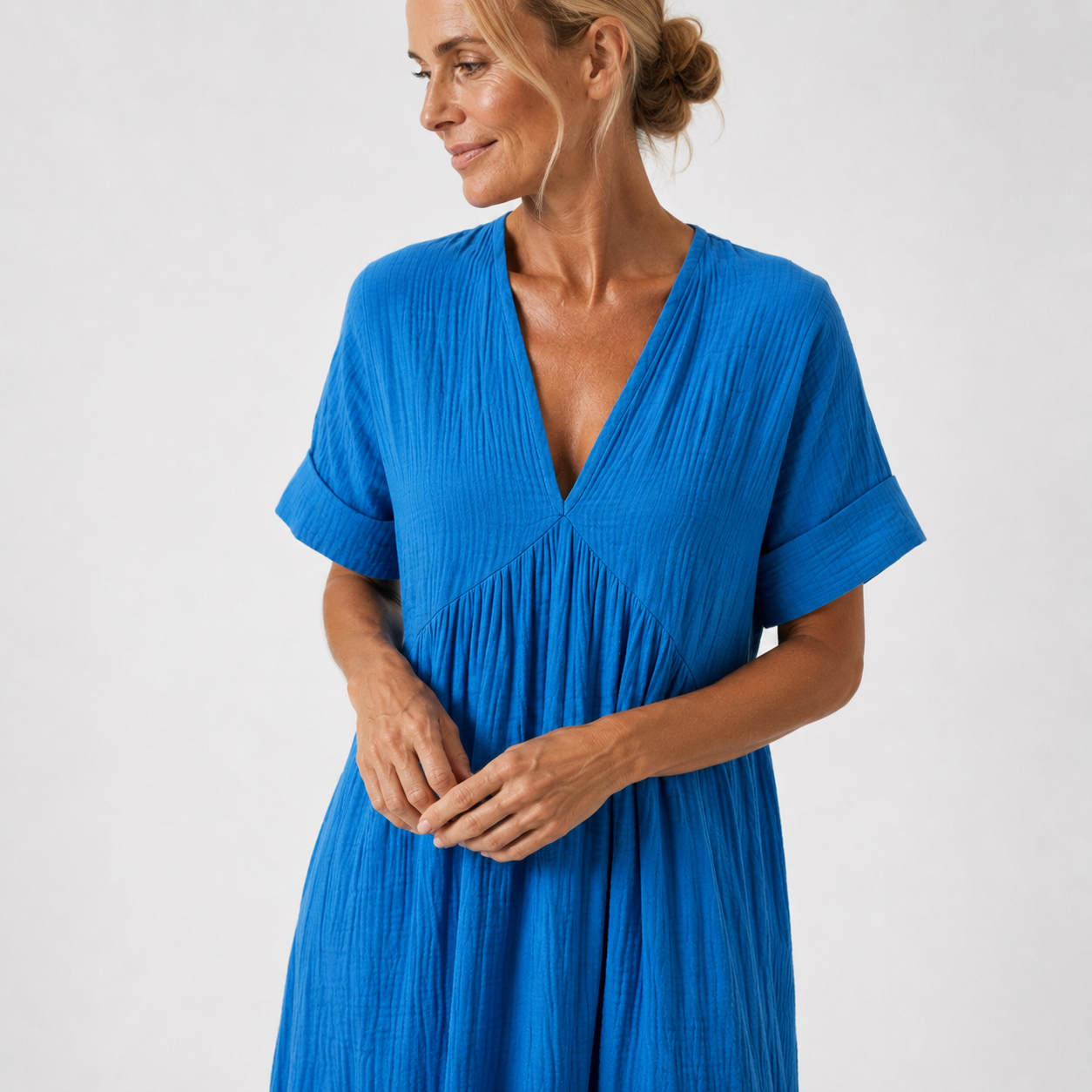 Women's Cotton V-Neck Maxi Dress with Flowy Cut