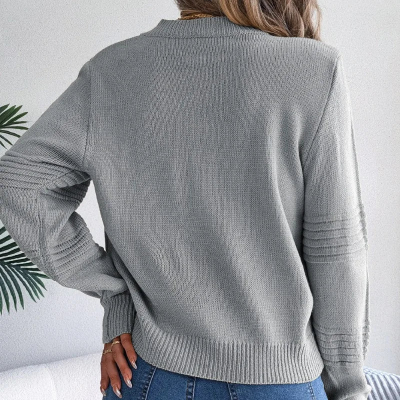 Women's Cozy Round Neck Sweater in Soft Knit Fabric with Relaxed Fit