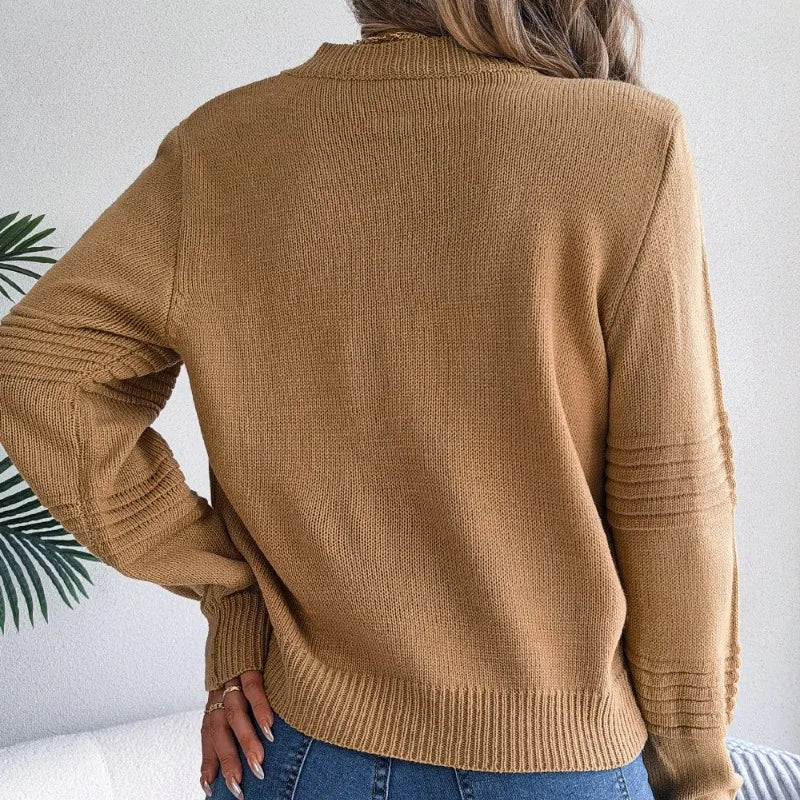 Women's Cozy Round Neck Sweater in Soft Knit Fabric with Relaxed Fit