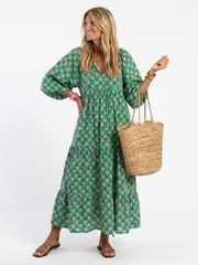 Women's Floral Midi Dress with Flattering Cut