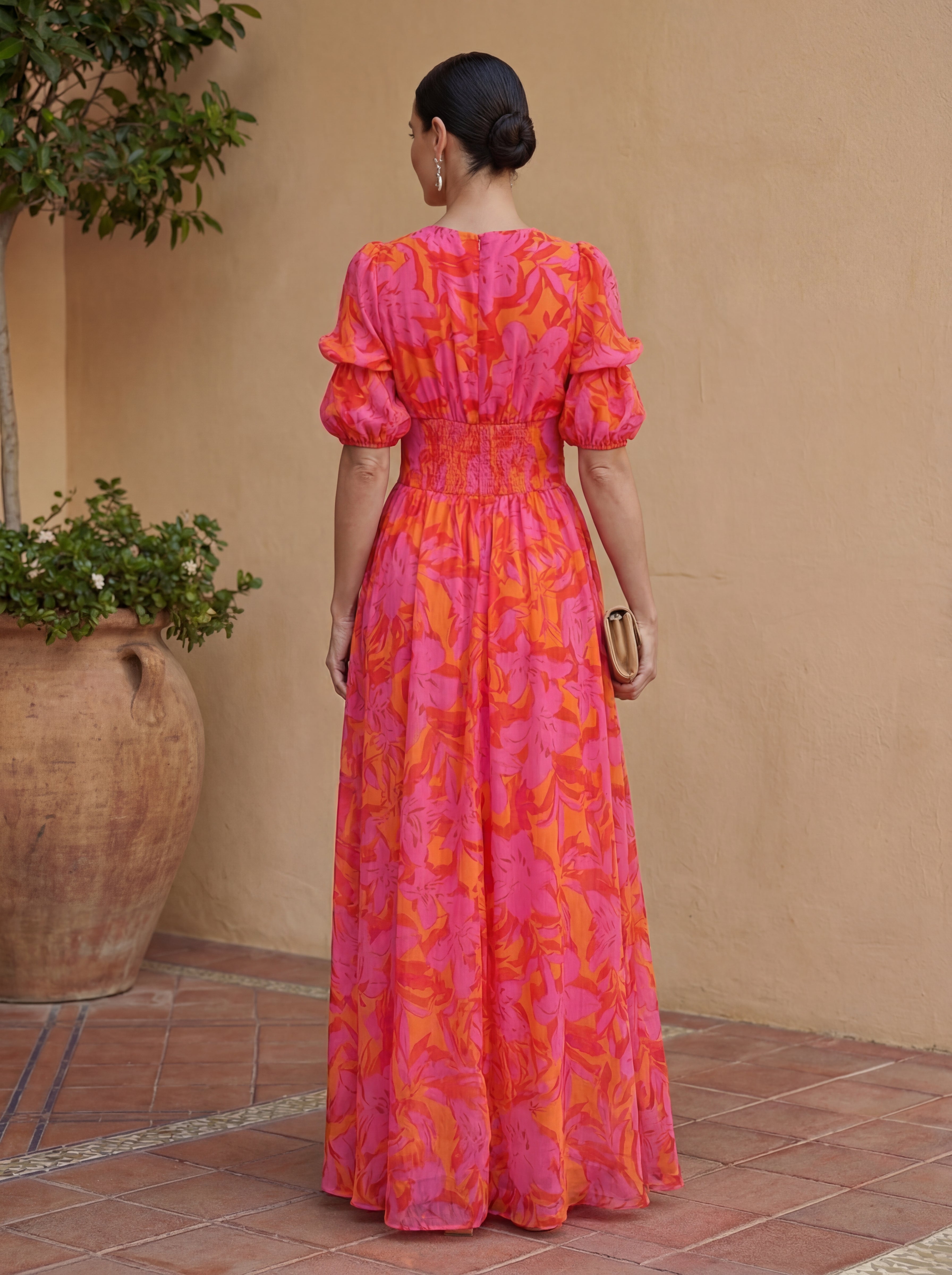 Women's Flowing V-Neck Maxi Dress with Voluminous Sleeves