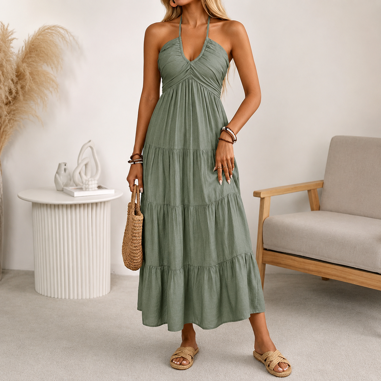 Women's Flowy Backless Maxi Dress