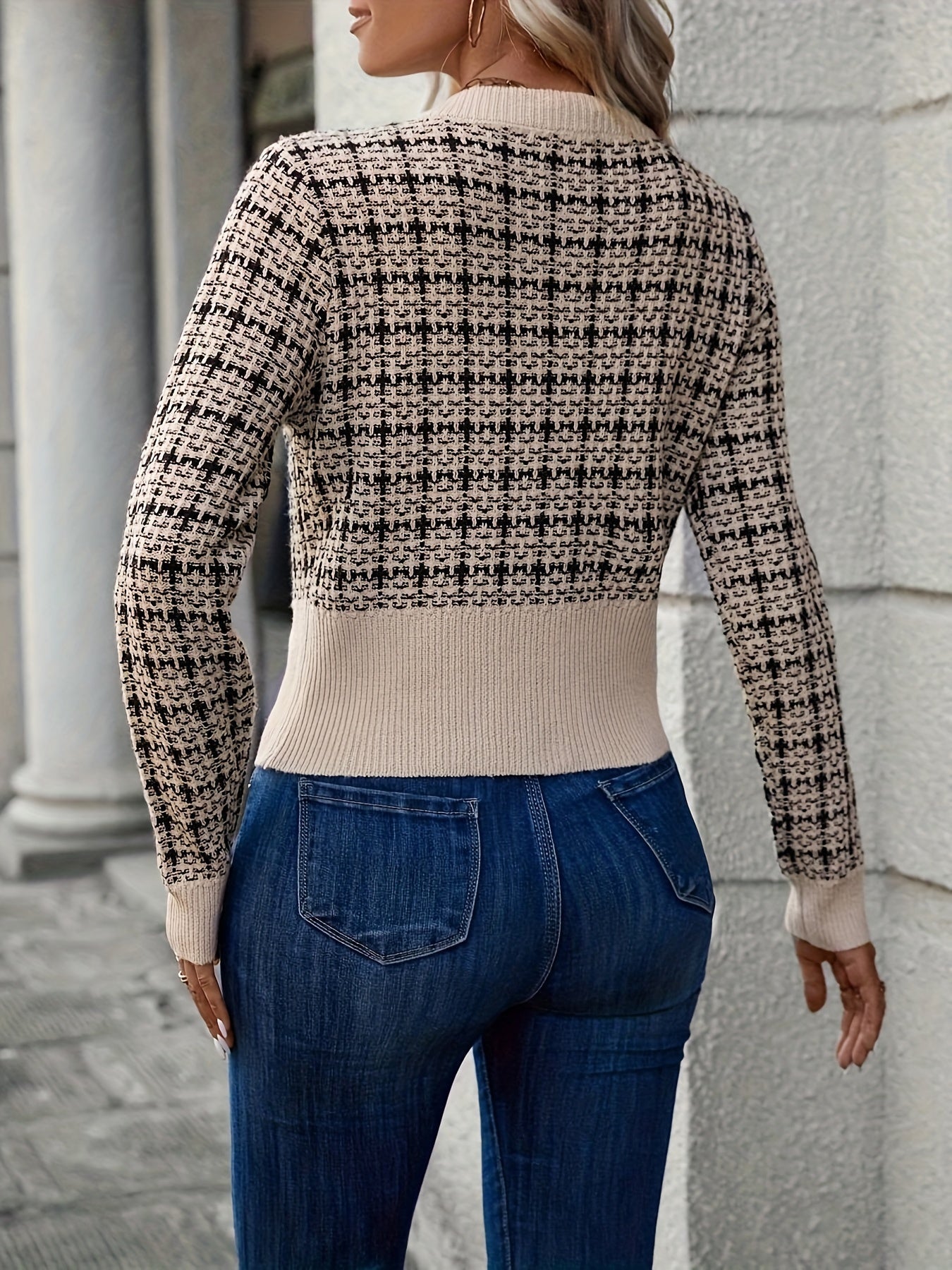 Women's Houndstooth Knit Cardigan with Gold-Tone Buttons