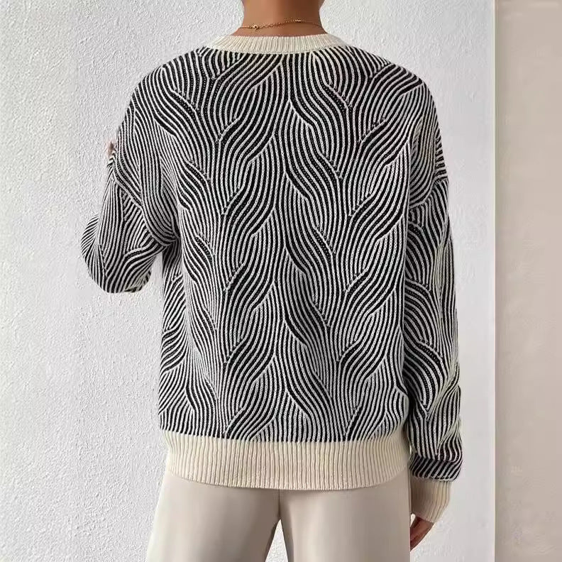 Women's Knit Wave Pattern Sweater with Relaxed Fit