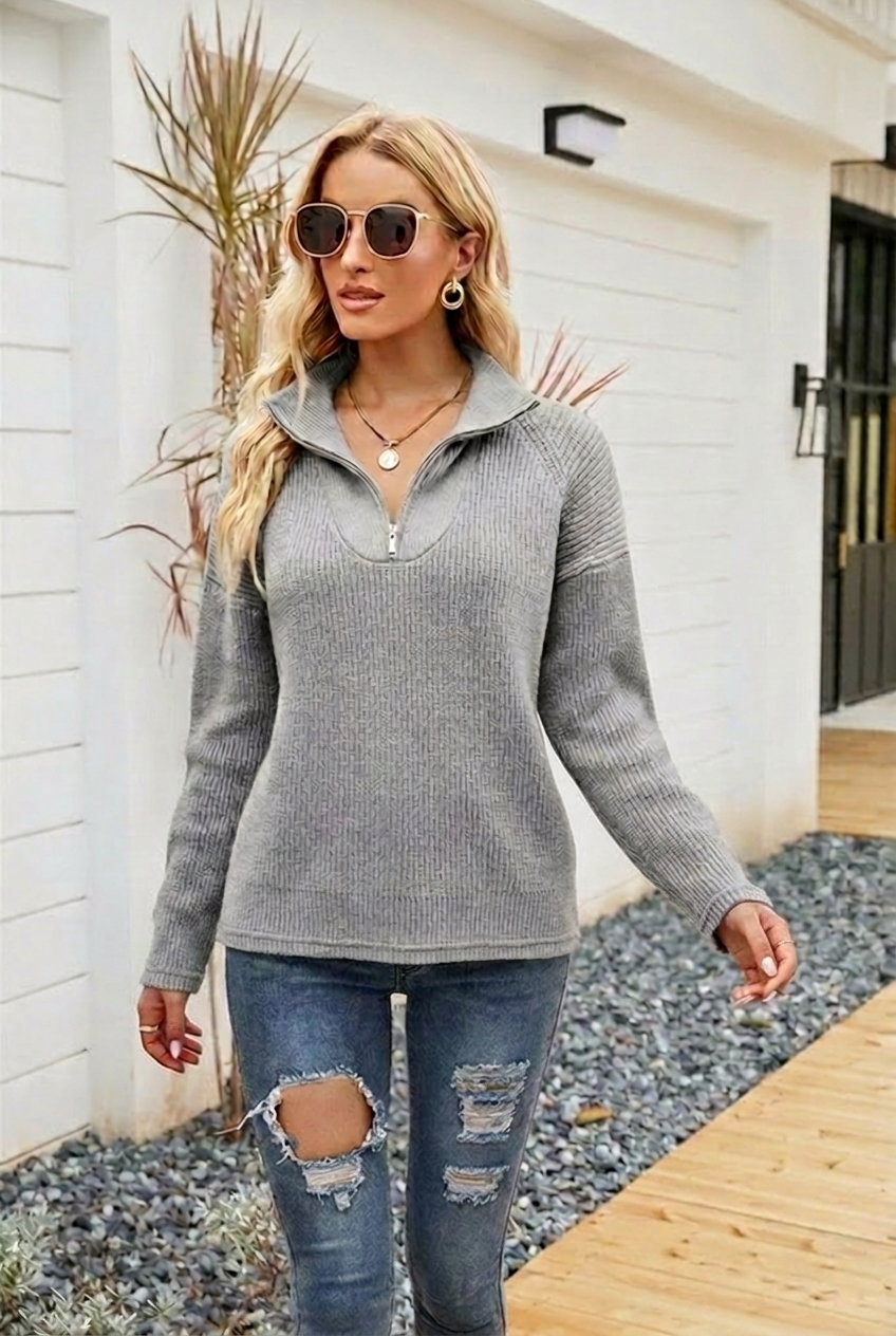 Women's Oversized Half-Zip Knitted Jumper with Relaxed Fit