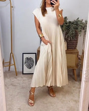 Women's Pleated Sleeveless Midi Dress with Elegant Design