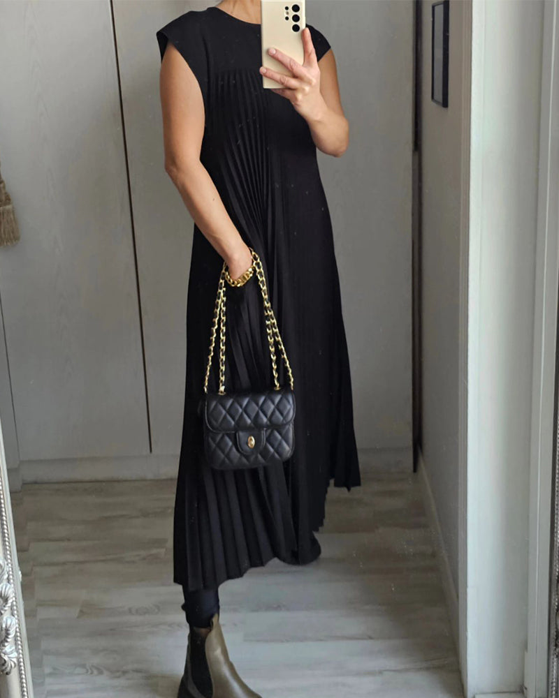 Women's Pleated Sleeveless Midi Dress with Elegant Design