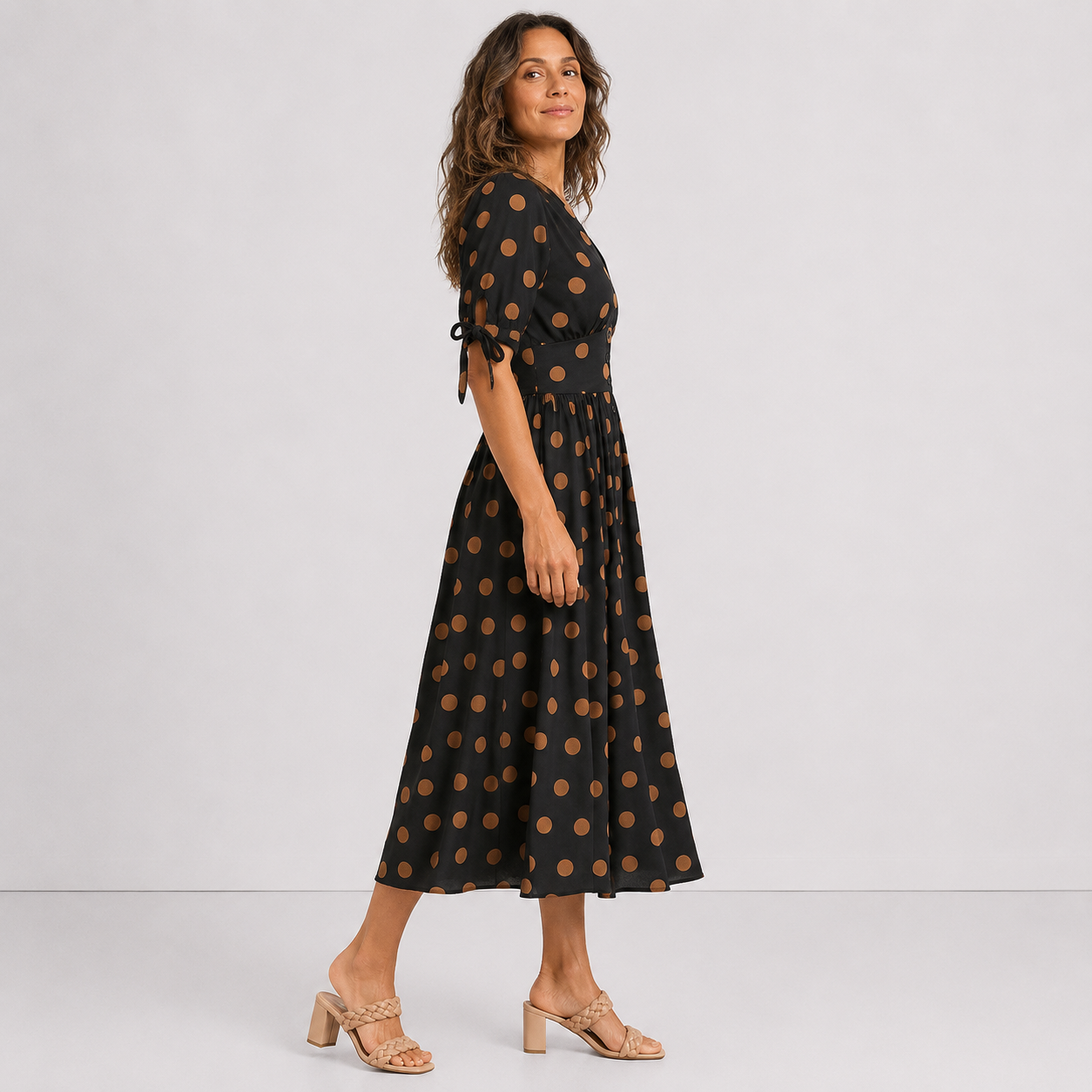 Women's Polka Dot V-Neck Flowy Dress