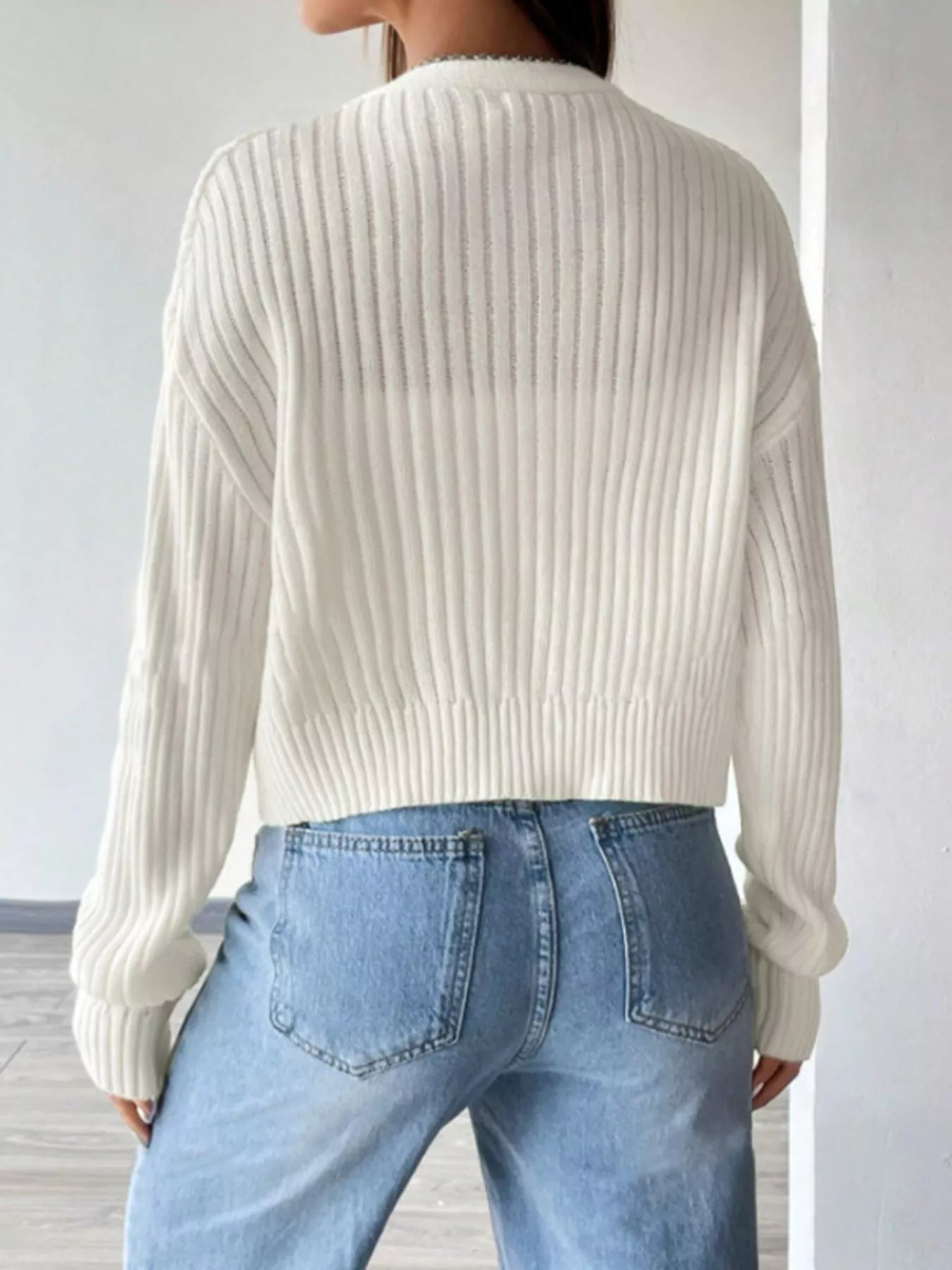 Women's Ribbed Knit Cropped Cardigan Sweater with V-Neck