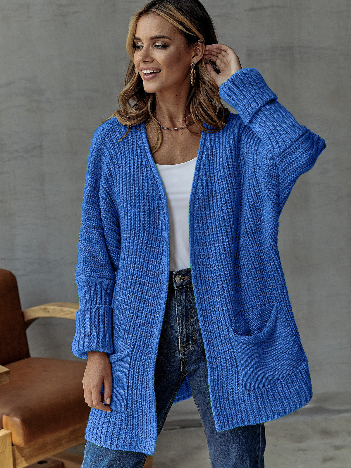 Women's Structured Knit Jacket with Practical Pockets for Cozy Comfort