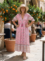 Women's V-Neck Knee Length Summer Dress with Three-Quarter Sleeves