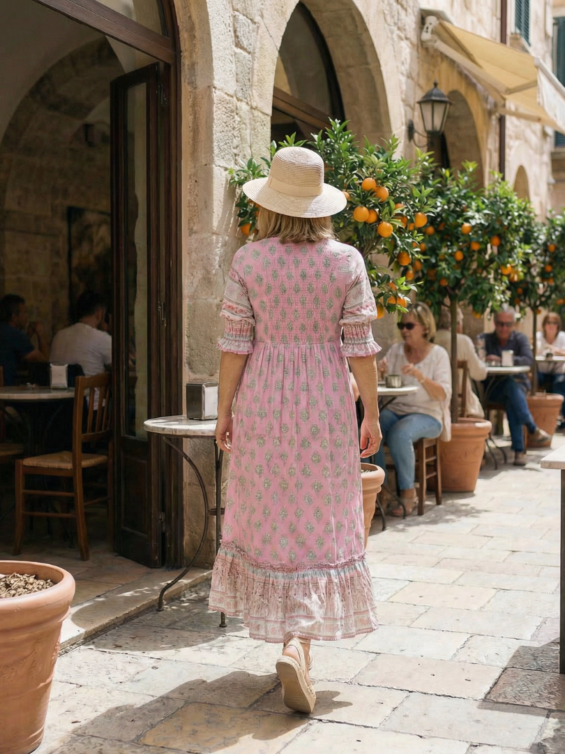 Women's V-Neck Knee Length Summer Dress with Three-Quarter Sleeves