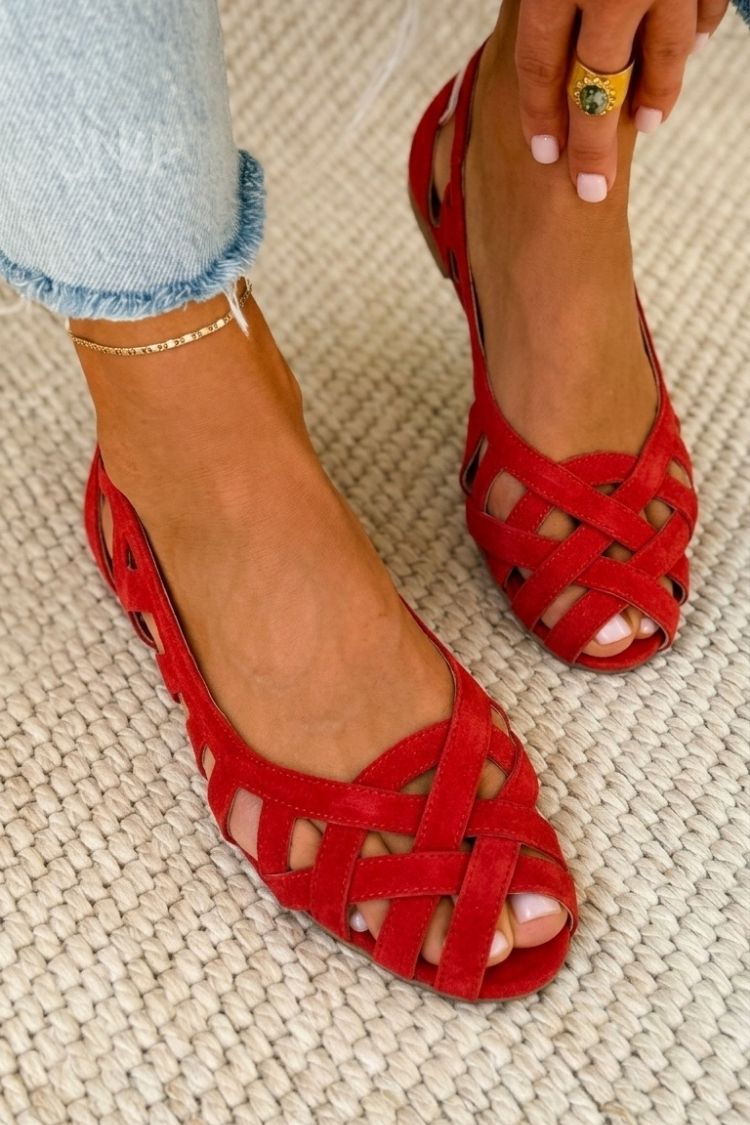 Women's Woven Slip-On Sandals with Comfort Design