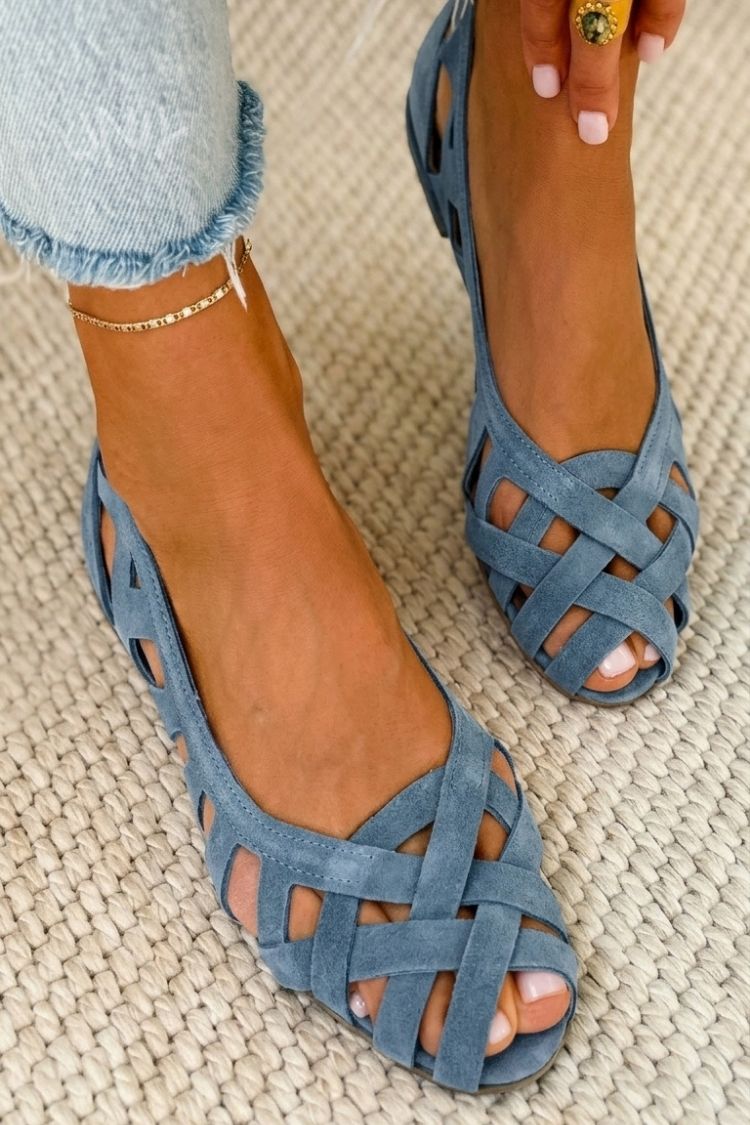 Women's Woven Slip-On Sandals with Comfort Design