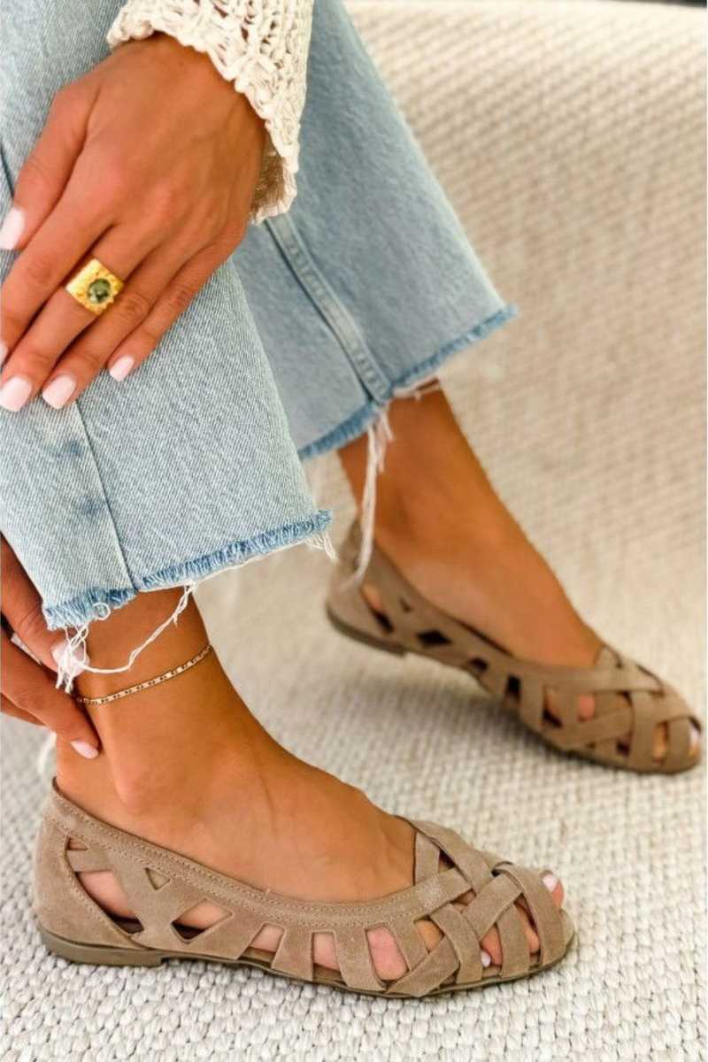 Women's Woven Slip-On Sandals with Comfort Design