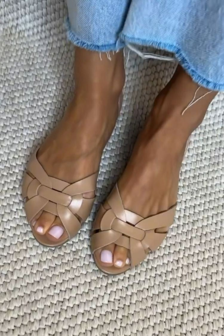 Women's Woven Strap Summer Sandals with Lightweight Comfort