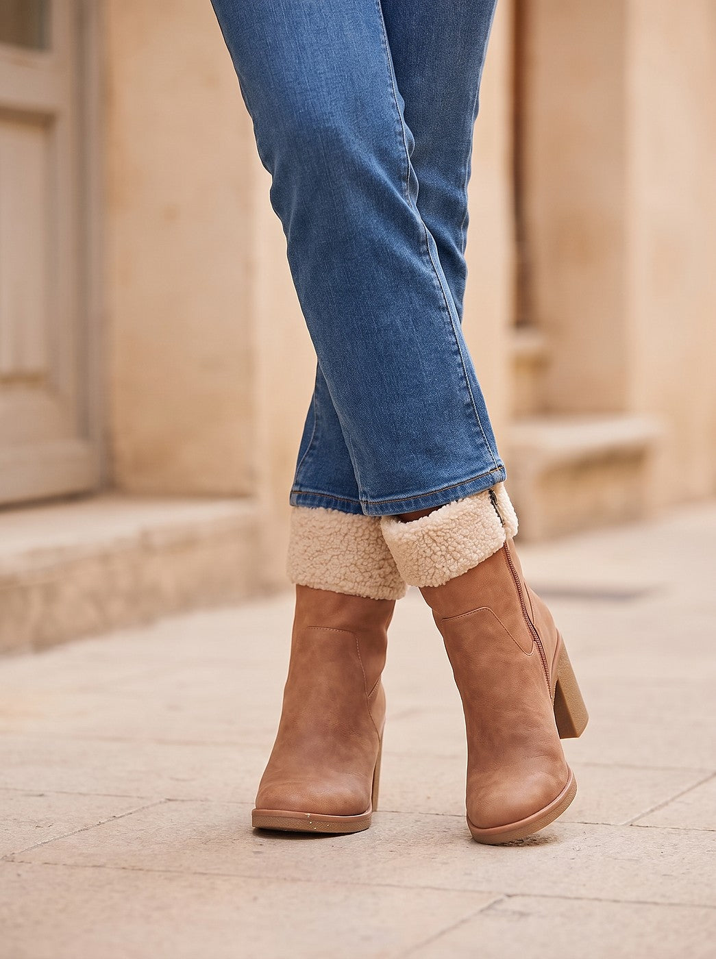Women's Sherpa Cuff Mid Calf Winter Boots