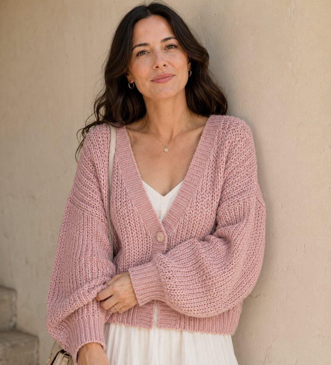 Women's Cropped Chunky Knit Cardigan