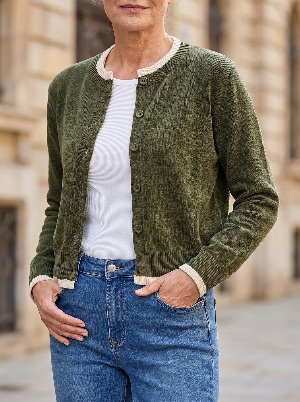 Women's Cropped Button Front Cardigan Contrast Trim