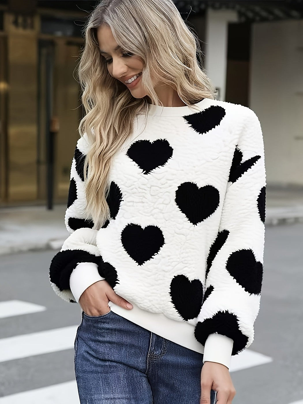 Women's Heart Print Teddy Fleece Pullover Sweatshirt