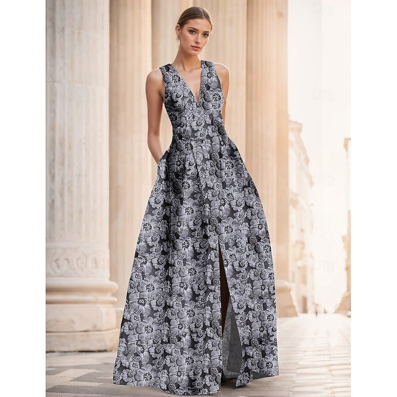 Women's Vintage Neckline Evening Dress in Jacquard