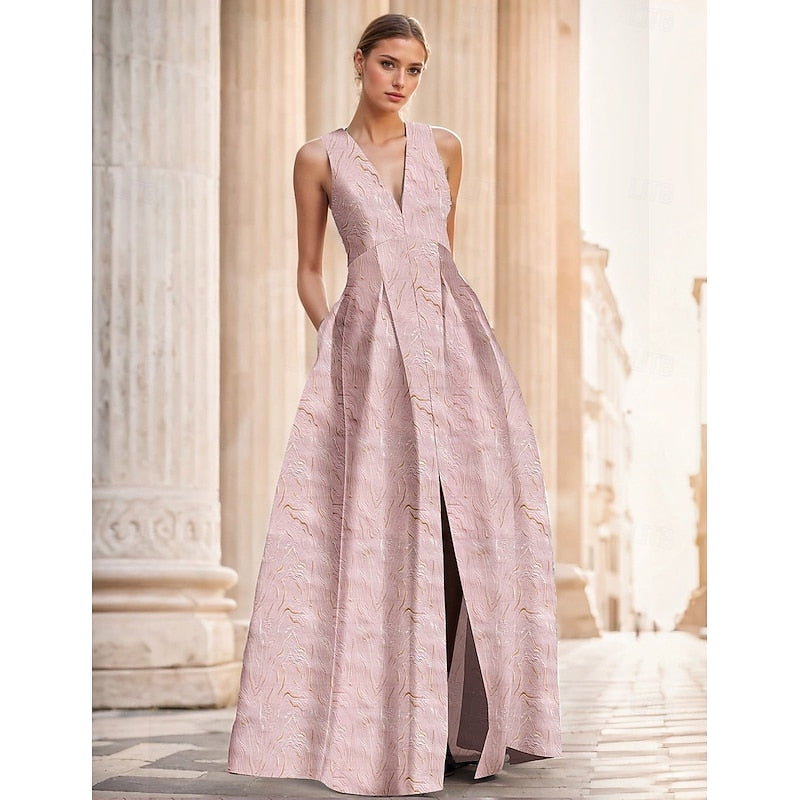 Women's Vintage Neckline Evening Dress in Jacquard